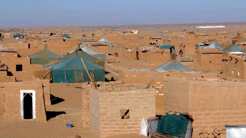 España repatría a 12 cooperantes en campamentos saharauis ante el riesgo de ataques