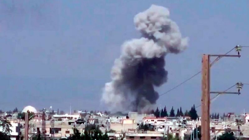 El constante bombardeo en Alepo impide atender a los heridos tirados en las calles