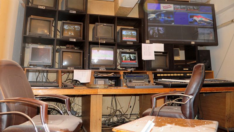 Varios heridos leves por una explosión en la sede de la televisión siria