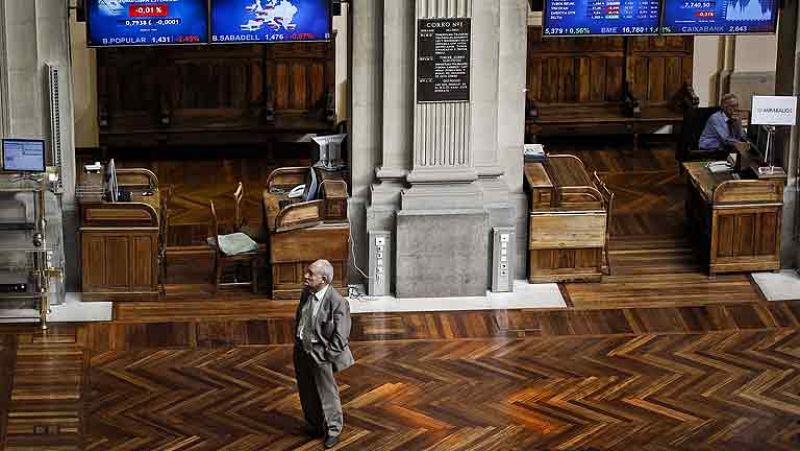La Bolsa española se dispara un 4% con la prima de riesgo estable por debajo de los 540 puntos