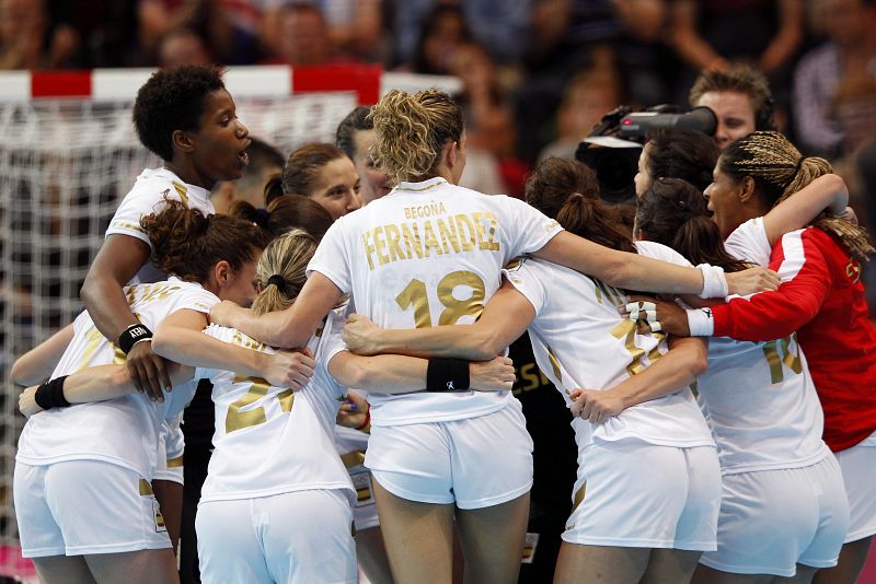 La selección femenina de balonmano busca hacer historia ante Croacia y pasar a semifinales