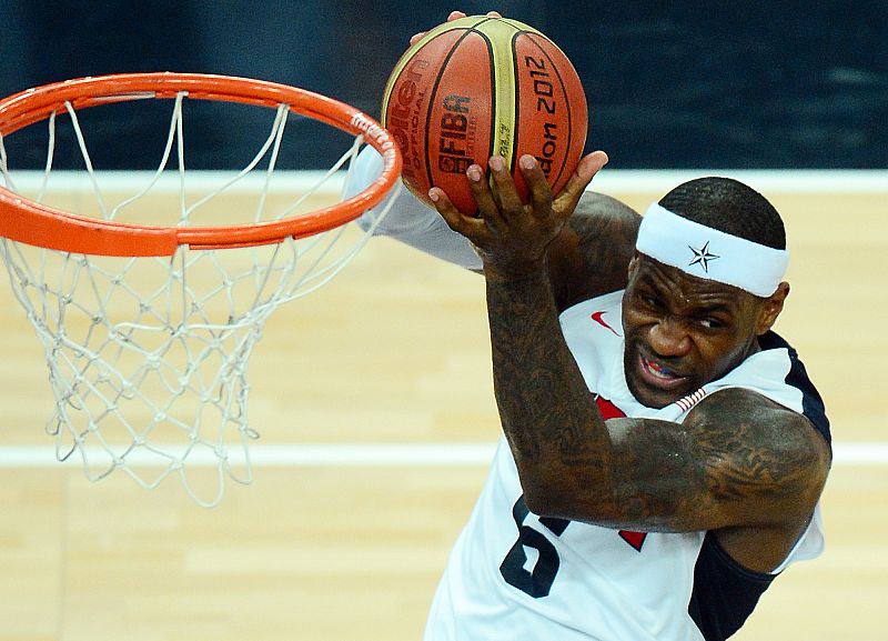 Estados Unidos barre a Australia y se mete en 'semis' sin despeinarse