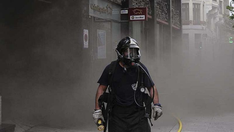 Un incendio quema varias plantas del Ayuntamiento de León