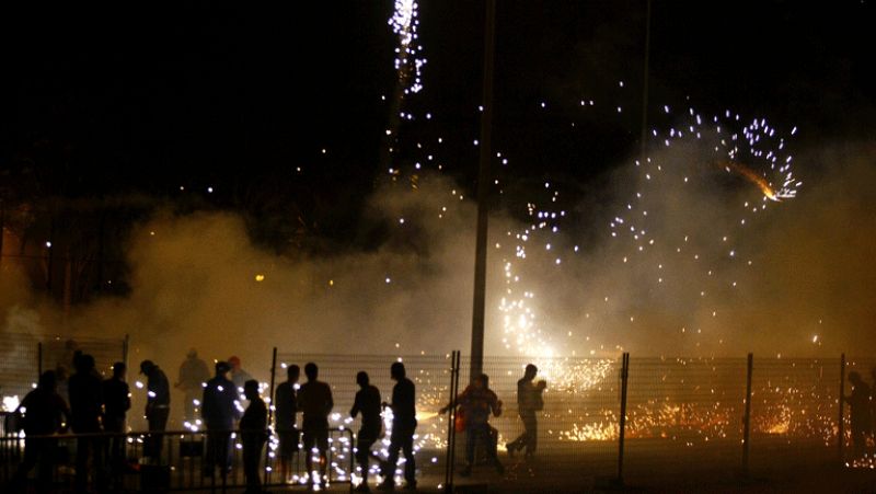 Tres heridos graves y 20 leves en un accidente pirotécnico en la Nit de l'Alba de Elche