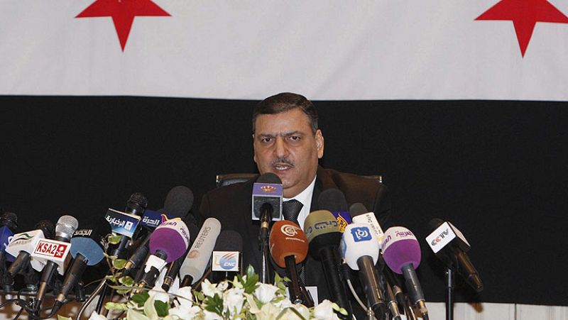 Asad solo controla el 30% del territorio sirio, según su ex primer ministro