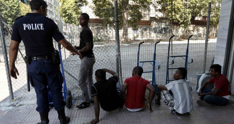 Las comunidades de inmigrantes en Grecia denuncian el aumento del racismo
