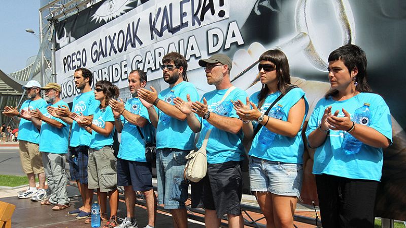Exigen en Bilbao la inmediata excarcelación de los presos de ETA enfermos