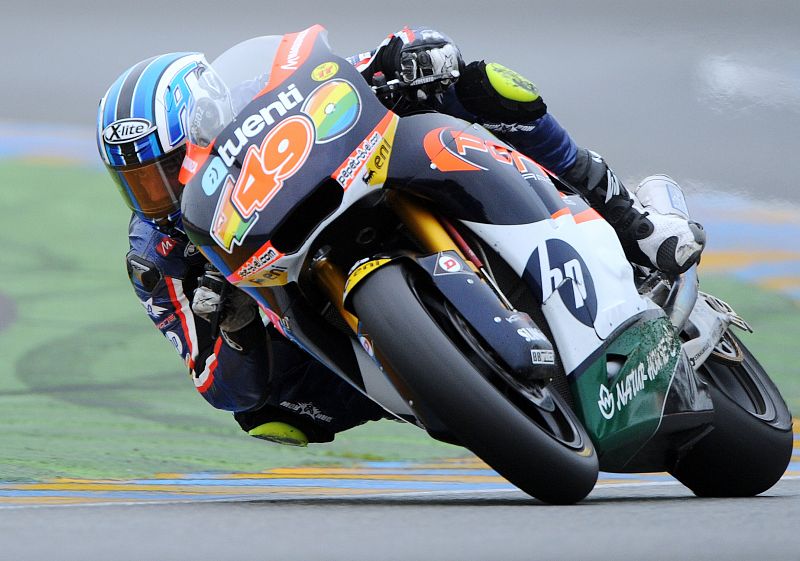 Espargaró domina unos entrenamientos en los que sólo Márquez se acerca