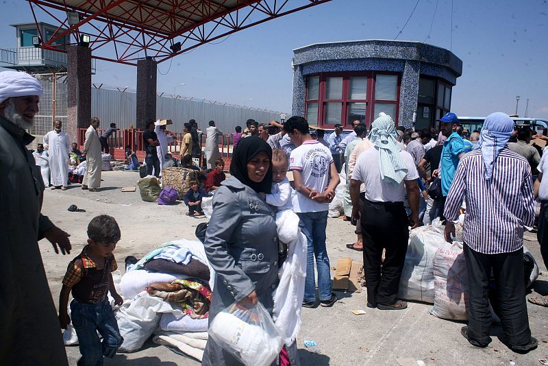 Turquía advierte que no puede acoger a más de 100.000 refugiados sirios
