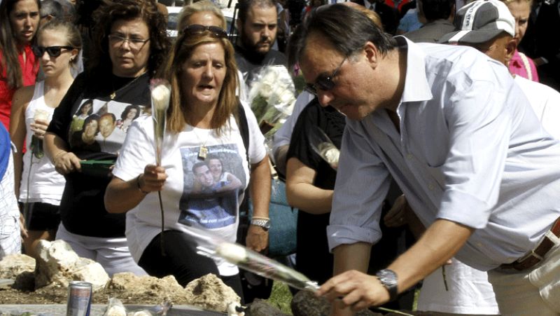 Los afectados por el accidente de Spanair denuncian aviones volando "con el mismo fallo"