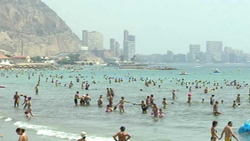 Más de 7,5 millones de extranjeros visitaron España en julio, un 4,4% más que hace un año