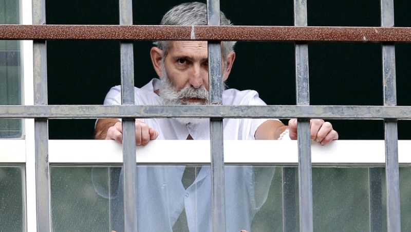 El preso de ETA enfermo de cáncer, Iosu Uribetxebarria, abandona la huelga de hambre