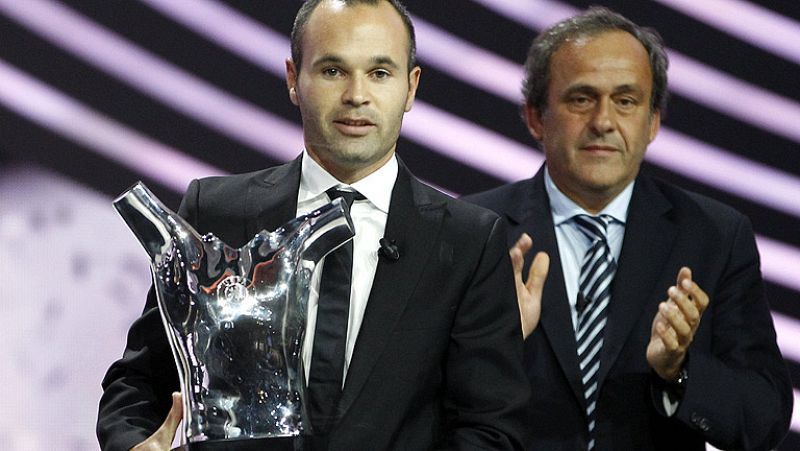 Iniesta, elegido mejor jugador de Europa