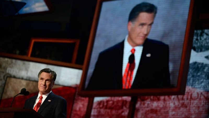 Romney pide a EE.UU. que pase la página de Obama y promete crear 12 millones de empleos