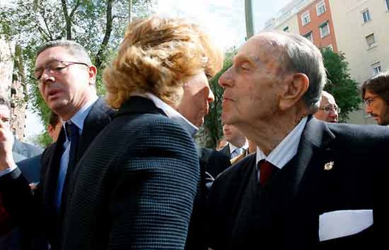 Aguirre a Fraga: "Ya me dirás qué problemas causo"