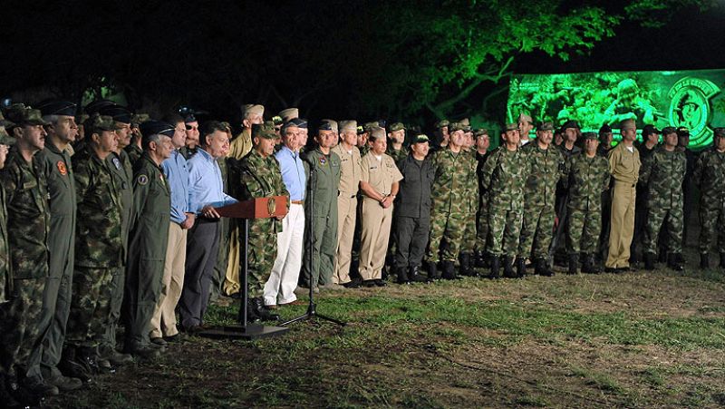 El presidente Santos responde a las FARC que el proceso de paz debe ser "realista"