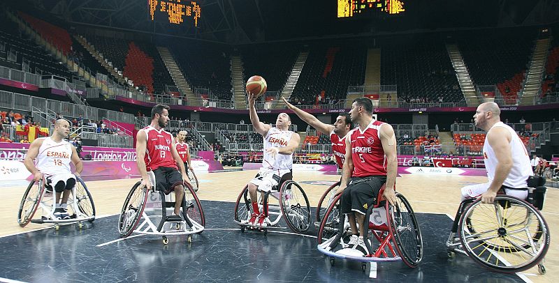 España supera a Turquía en la prórroga y peleará con Alemania por ser quinta en baloncesto