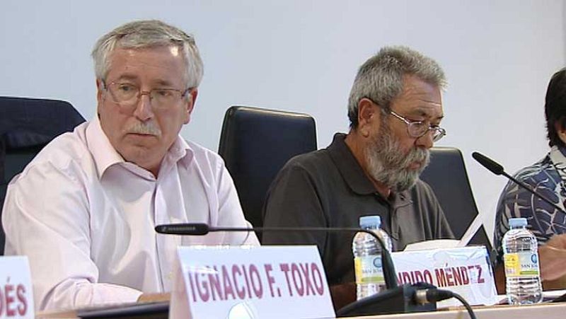 Sindicatos y organizaciones sociales denuncian las "prácticas autoritarias" del Gobierno