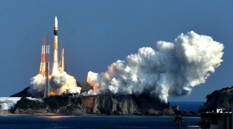El carguero espacial japonés, basurero de la ISS, concluye su misión