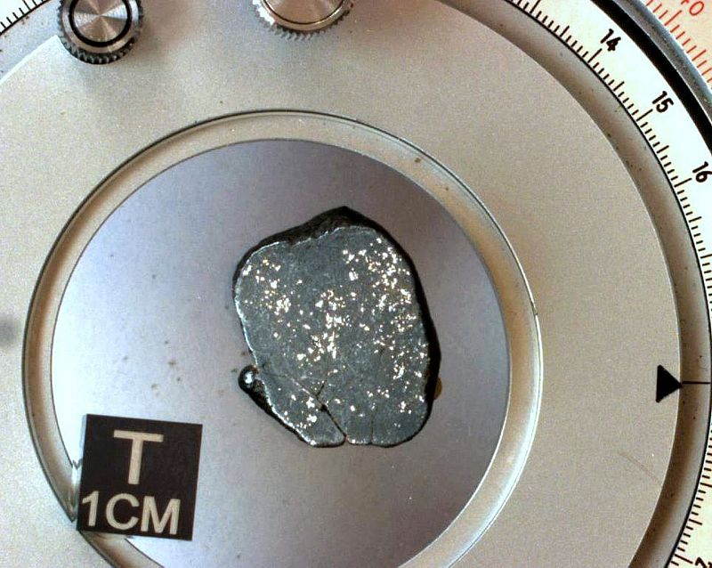 Encuentran fragmentos de un raro meteorito "no alterado" en el Sáhara