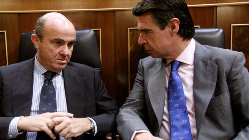 El Congreso aprueba la tercera reforma financiera del Gobierno con los votos de PP, CiU y UPN