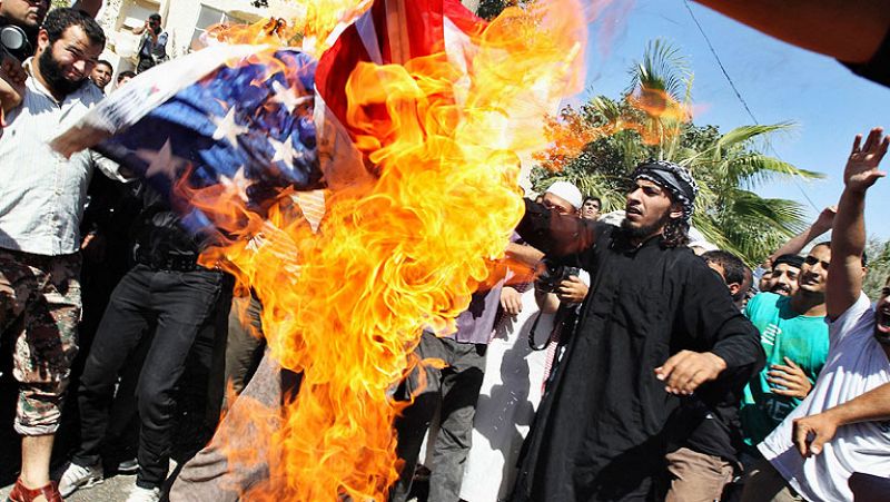 El viernes de la ira islamista contra las embajadas de EE.UU. deja ocho muertos