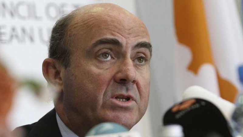 De Guindos: "El paquete nacional de reformas nada tiene que ver con recortar el gasto público"