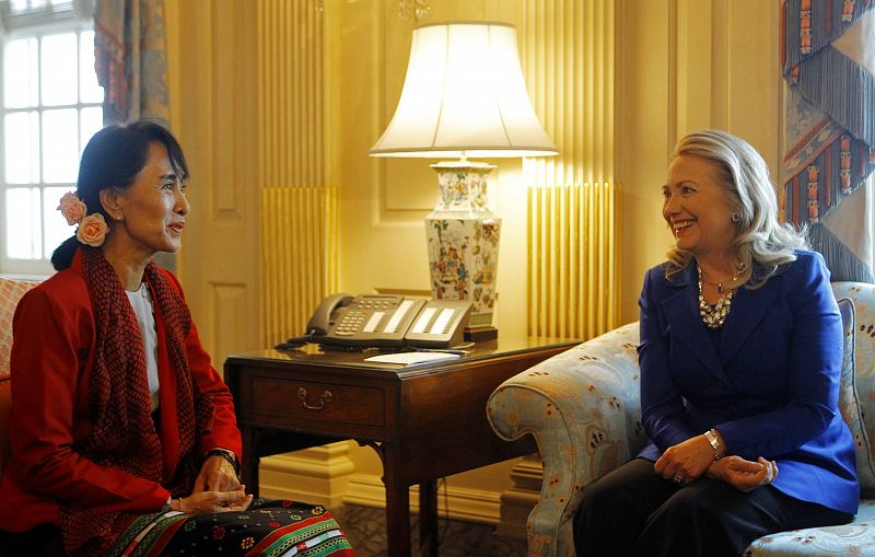 Suu Kyi comienza su viaje por Estados Unidos para ayudar a relajar las sanciones a Birmania