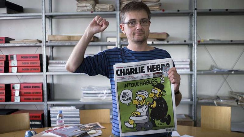 Francia cerrará embajadas y colegios en 20 países tras publicarse unas caricaturas de Mahoma