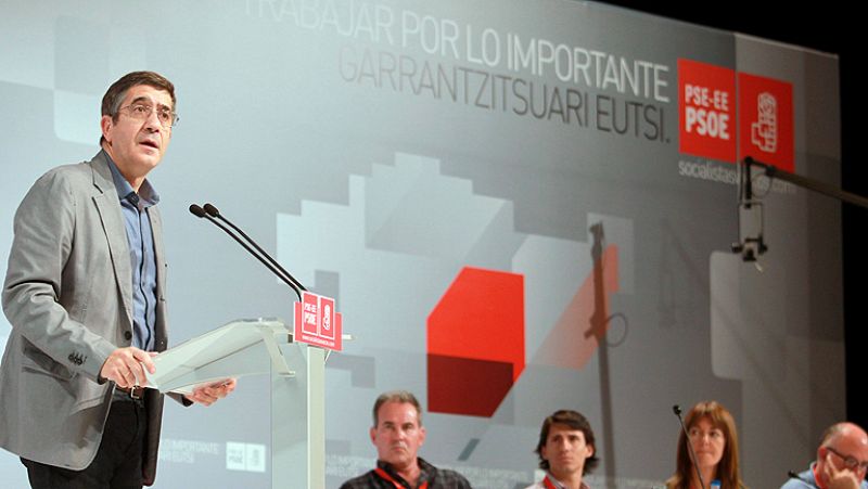 Patxi López propone reformar el sistema fiscal de Euskadi
