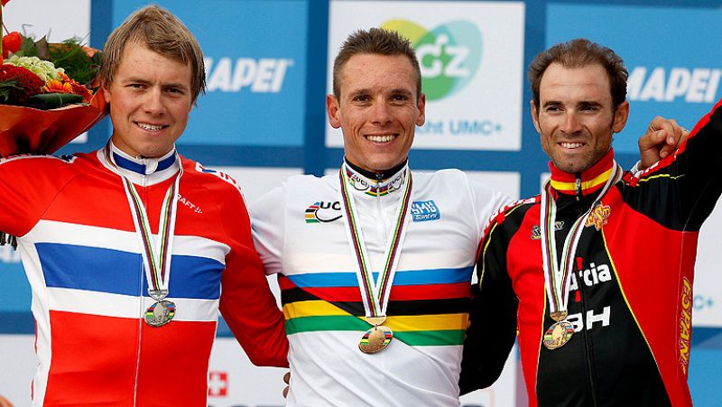 El belga Gilbert cumple su papel de favorito en el Mundial de ciclismo; Valverde, bronce