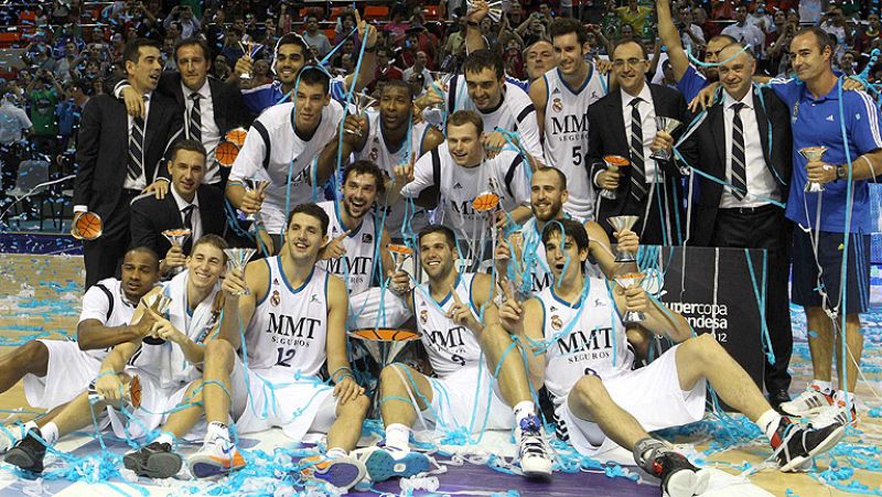 El Real Madrid gana a lo campeón al Barcelona Regal en la Supercopa (95-84)