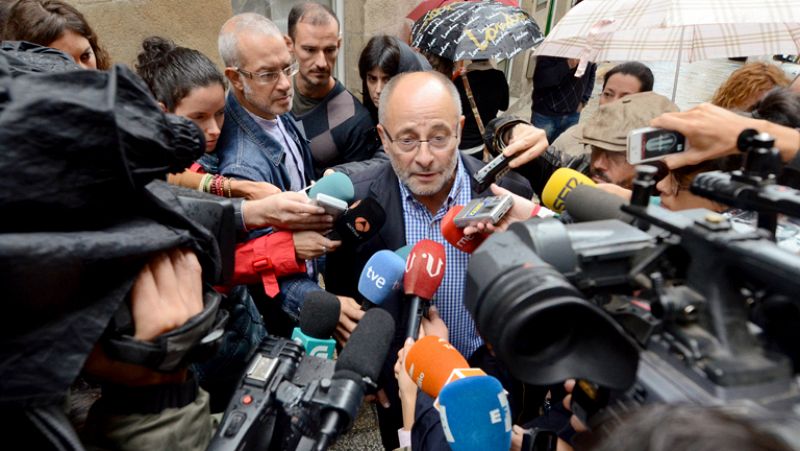El alcalde de Ourense someterá su dimisión el jueves a la militancia socialista