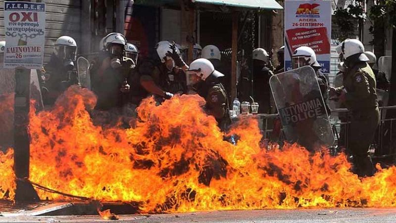 Los sindicatos hablan de seguimiento "masivo" en la huelga general en Grecia contra los recortes