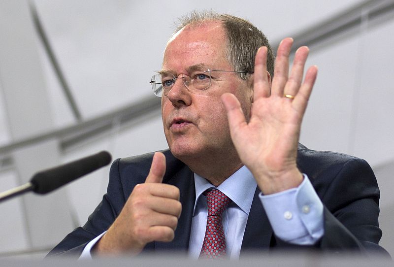 El exministro de Finanzas Steinbrück, la apuesta de los socialdemócratas alemanes contra Merkel