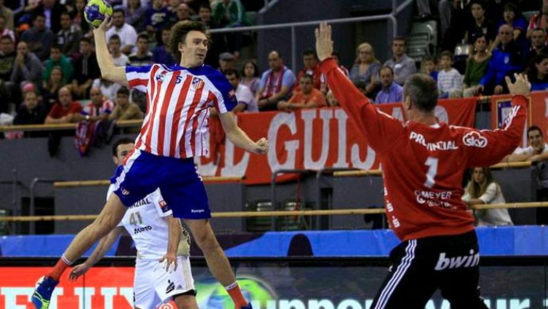 El Atlético no puede con un Kiel, que sigue un paso por delante