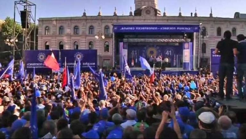 Las elecciones legislativas deciden el futuro político de Saakashvili en Georgia