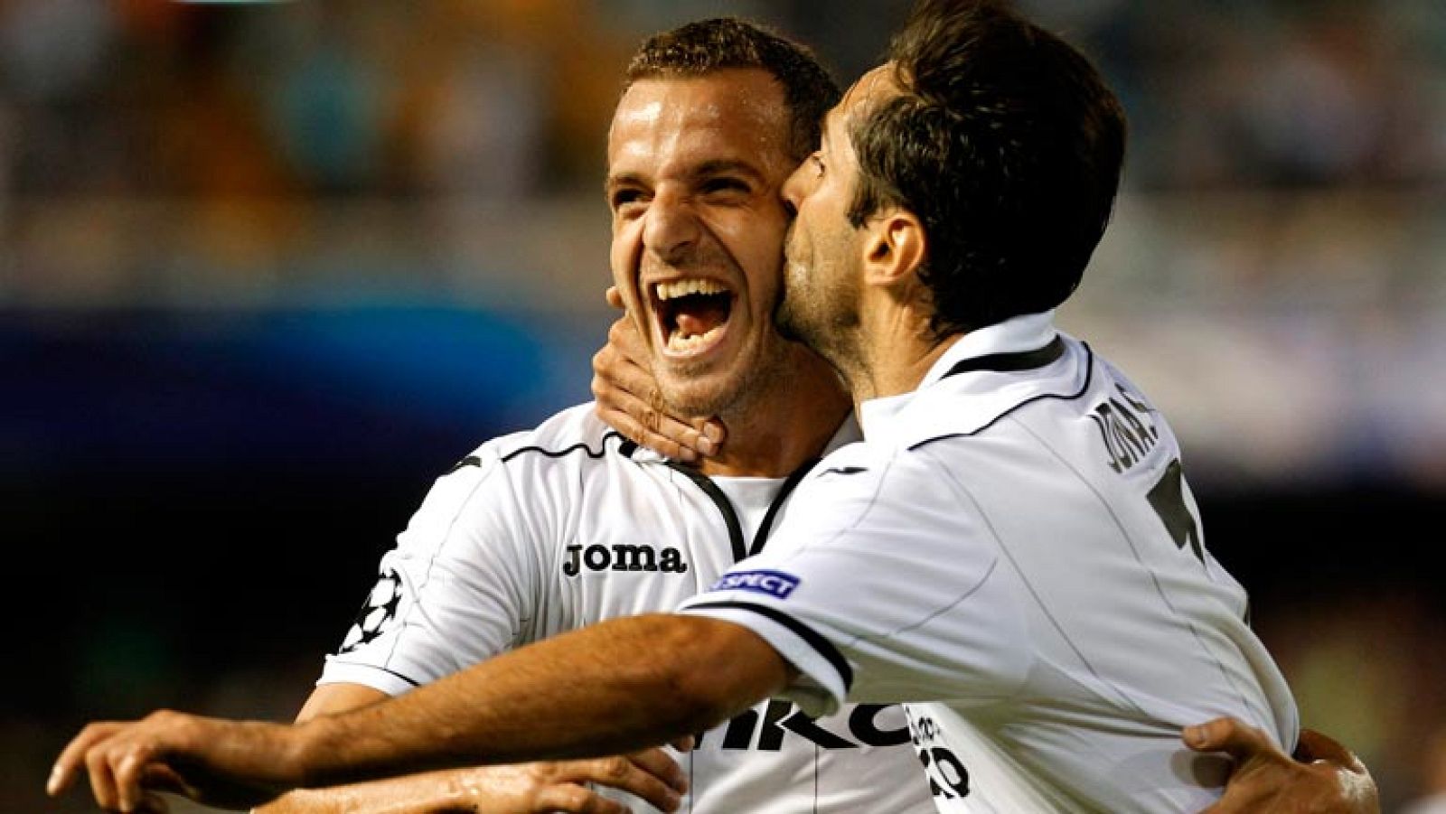 El Valencia se lleva la victoria ante el Lille (2-0)