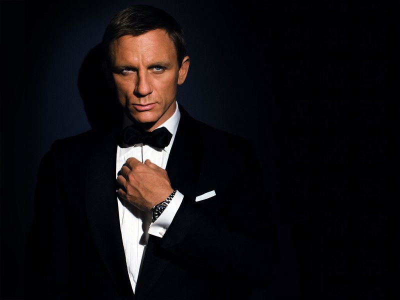 James Bond: el icono de la elegancia masculina cumple 50 años