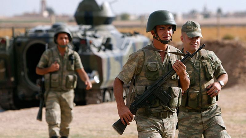 Turquía responde con fuego de artillería a la caída de un nuevo obús sirio