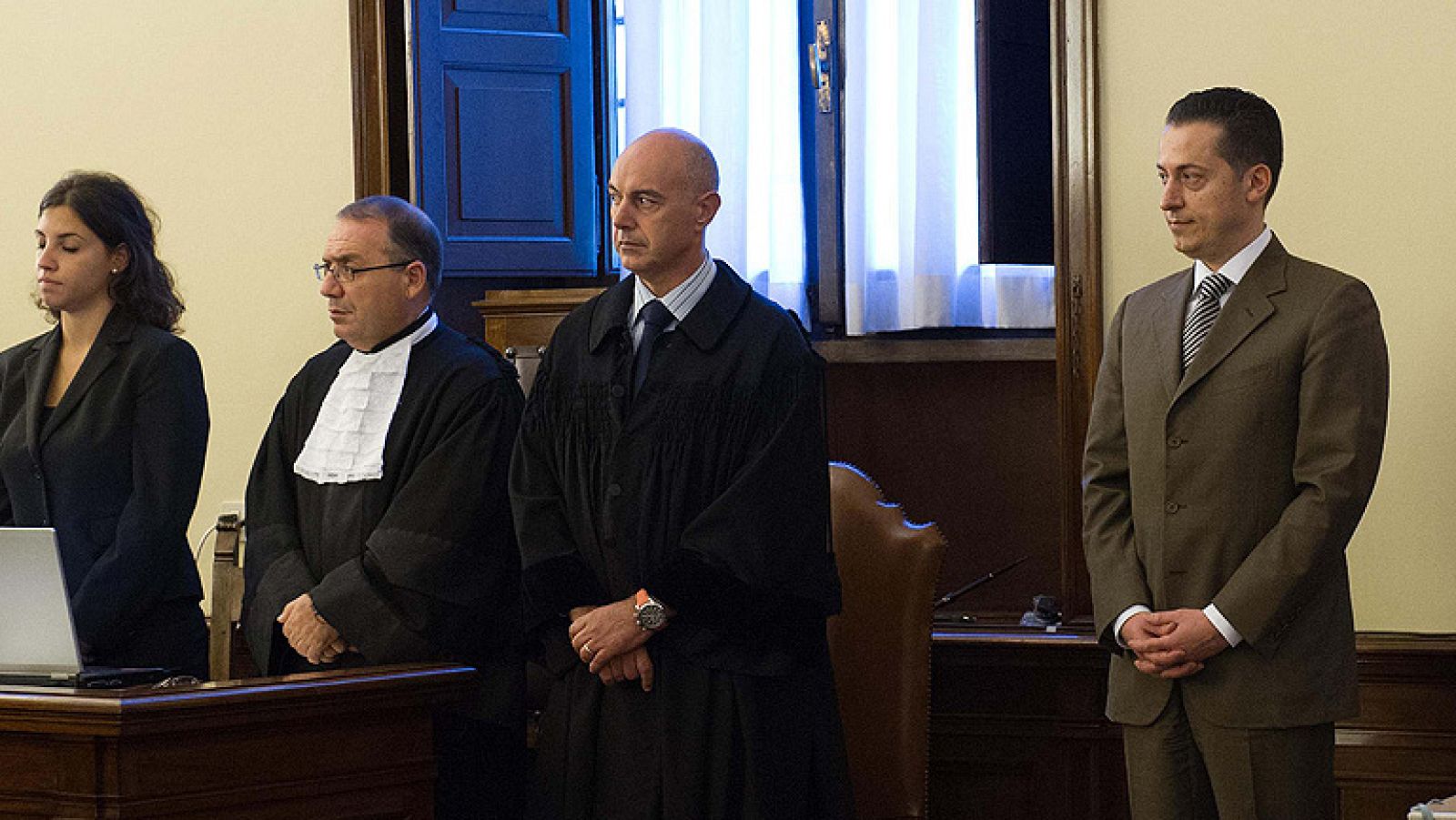 Año y medio de sentencia para el mayordomo del papa