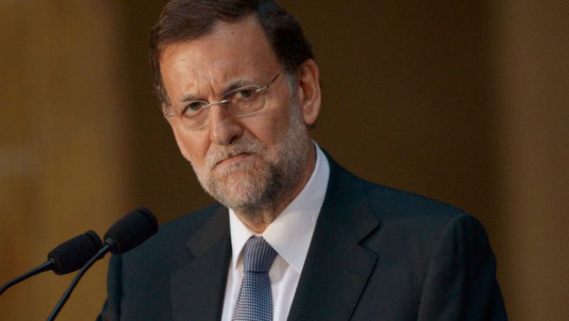 Rajoy dice que "proponer separaciones" es "un disparate" que no aceptará "de ninguna manera"