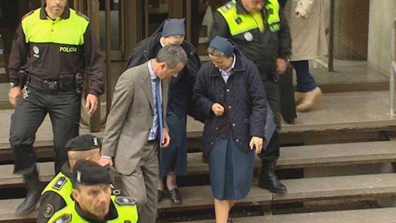 Los últimos médicos testigos señalan a sor Maria como única responsable de las adopciones