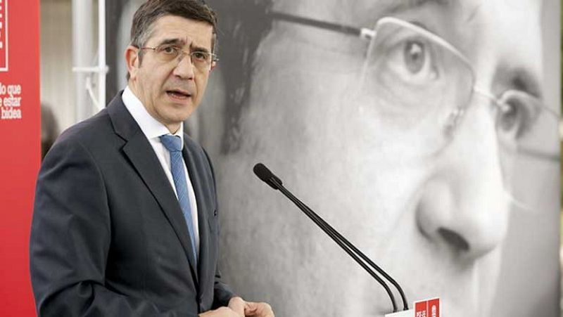 Urkullu presenta sus planes para salir de la crisis y López dice que el PNV oculta recortes