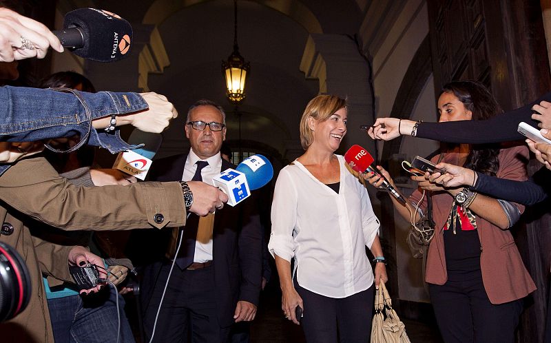 La alcaldesa de Alicante, imputada en el caso Brugal, dice que no tiene "por qué dimitir"