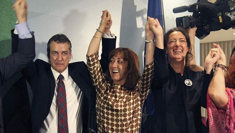 EH Bildu toca el techo del voto abertzale y pide un frente nacionalista contra "presiones de Madrid"