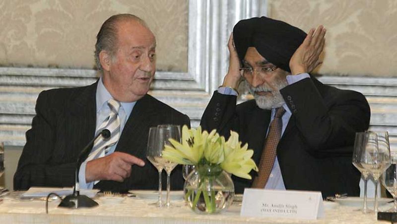 El rey Juan Carlos subraya que España saldrá fortalecida de la crisis