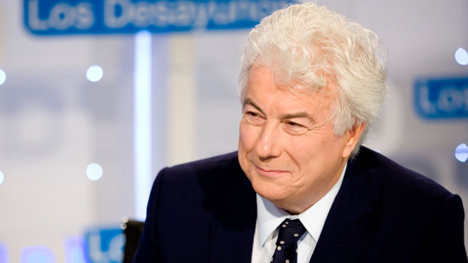 Ken Follet: "Las descargas ilegales no son aún un gran problema" - Los desayunos | Ver