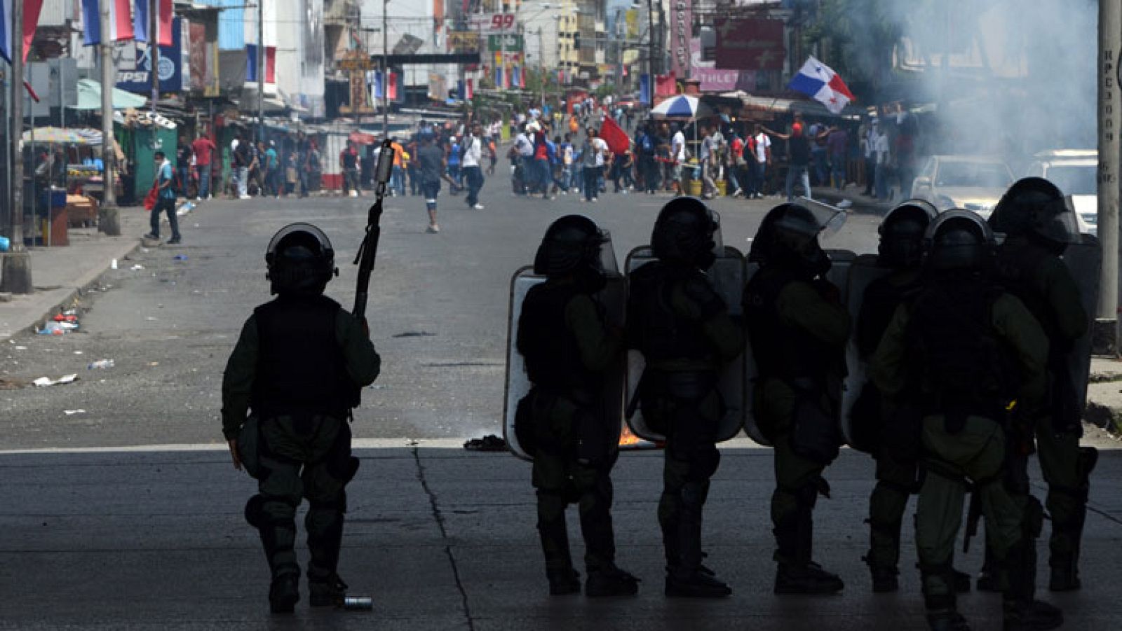 Panamá derogará la Ley 72, que permitía la privatización de la zona libre de Colón