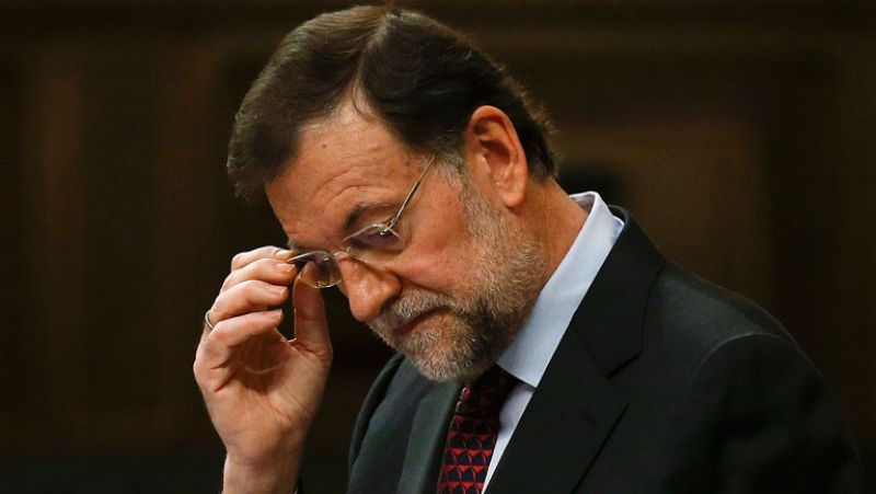 Rajoy no descarta pedir el rescate "si es necesario para los intereses de los españoles"